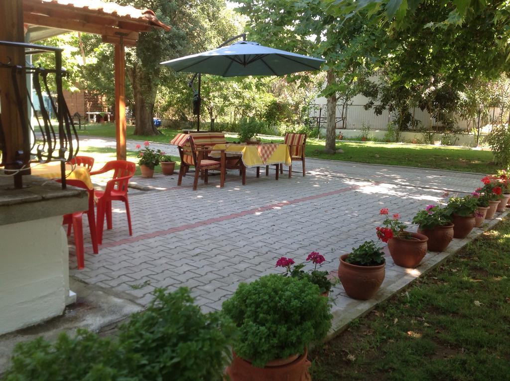 Villa Maria Ofrinion Exterior photo
