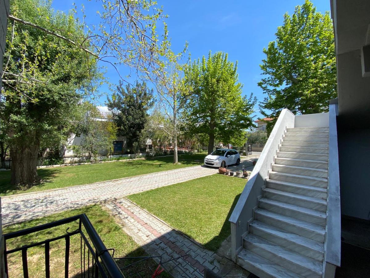 Villa Maria Ofrinion Exterior photo