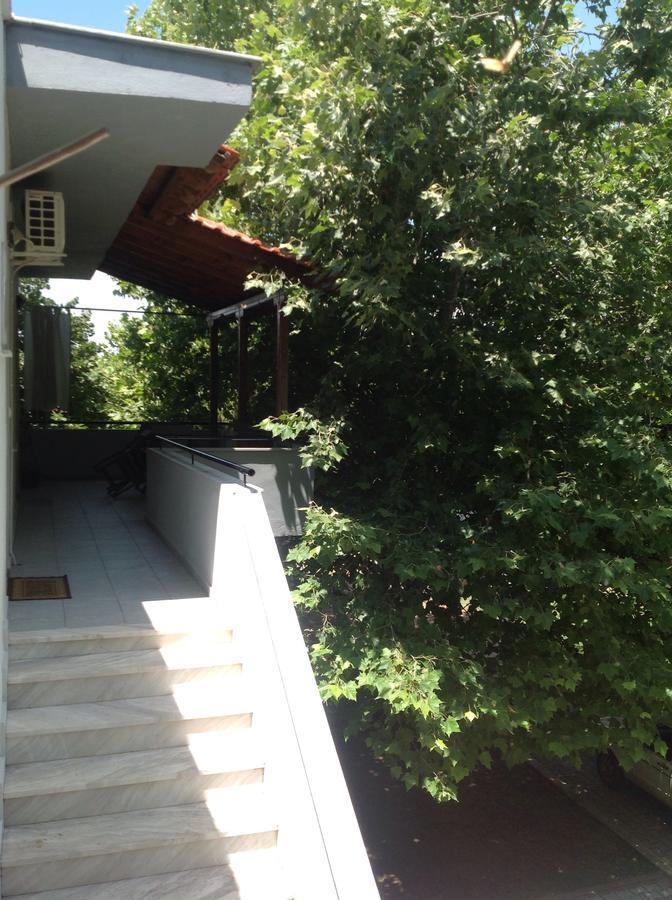 Villa Maria Ofrinion Exterior photo